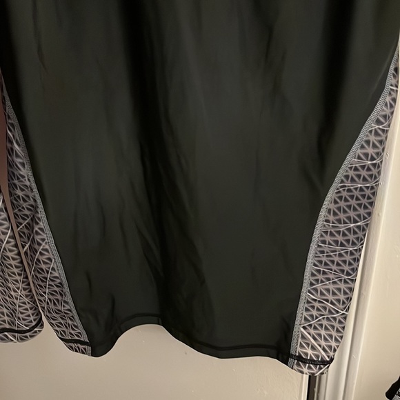 MENS UNDER ARMOUR HEATGEAR SHIRT ๐ฅ๐ฅ๐ฅ - Picture 4 of 14